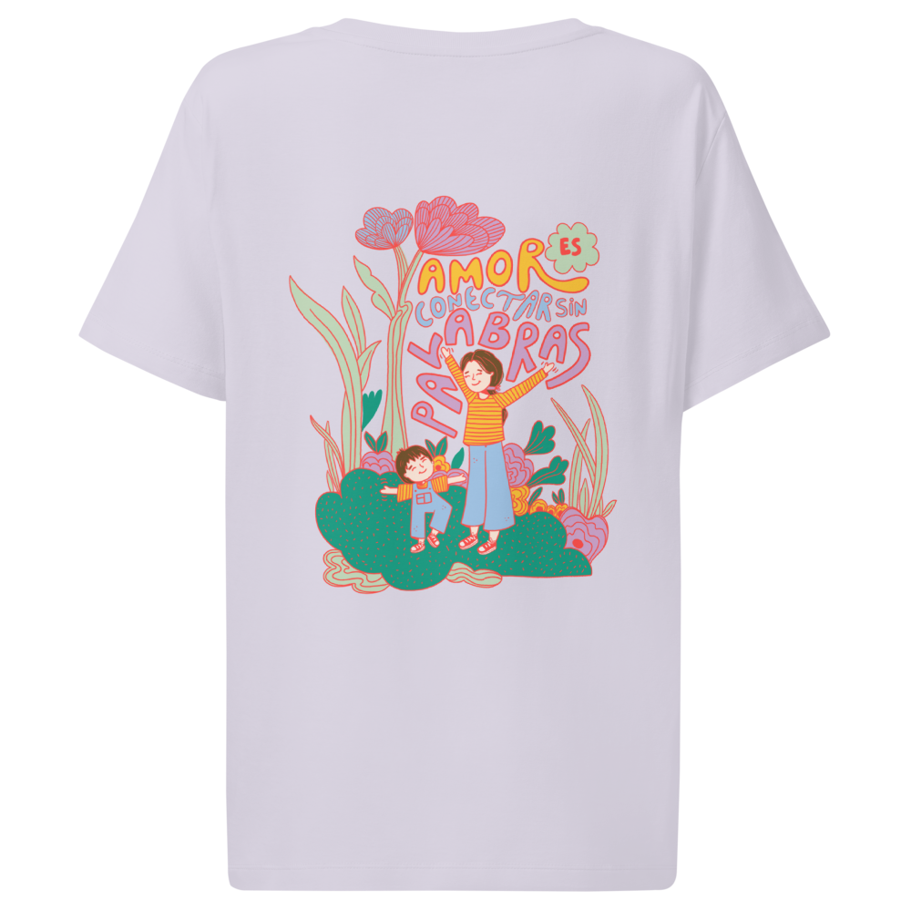 Camiseta lila de Blu Honor Club con la frase El amor es conectar sin palabras